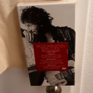 NWT BRUCE SPRINGSTEEN BORN TO RUN 30 TH ANNIVERSARY